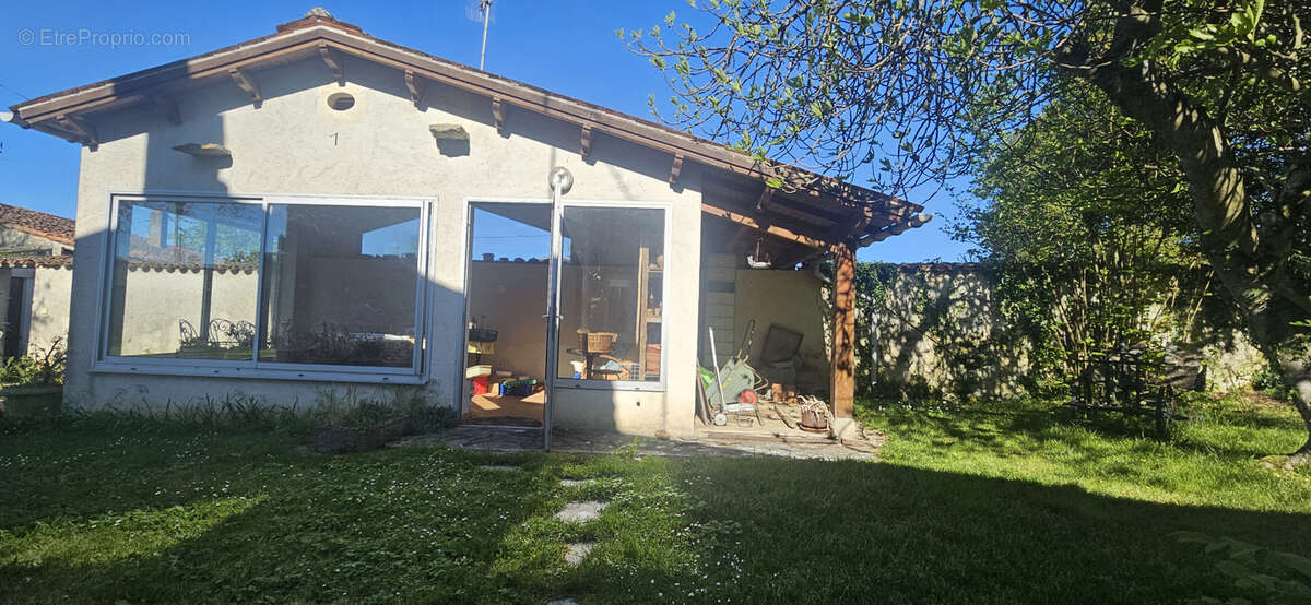 Maison à vendre de 7 pièces de 257 m2  edit - photo 21