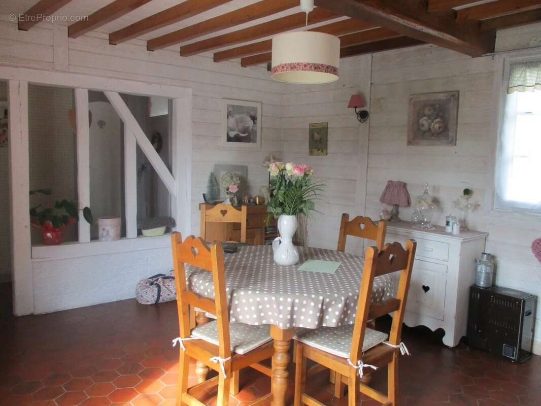 Maison à POIX-DE-PICARDIE