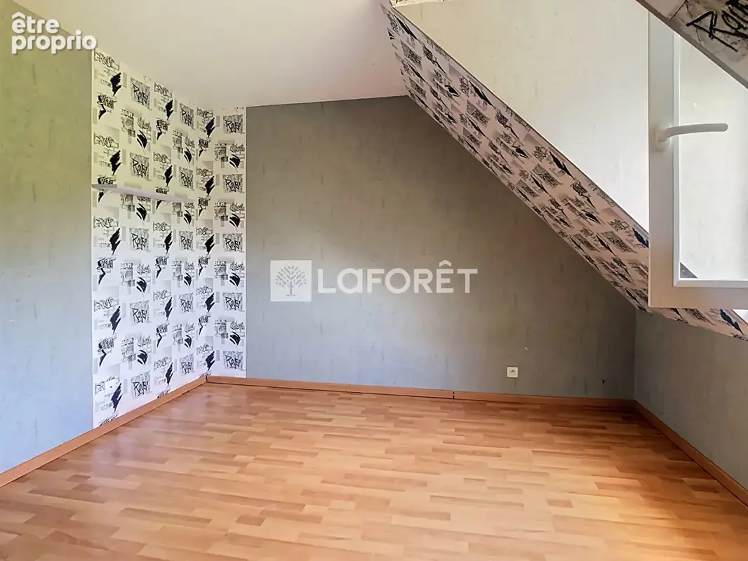 Maison Val D'Anast 135 m2 4 chambres terrasse garage jardin - photo 10