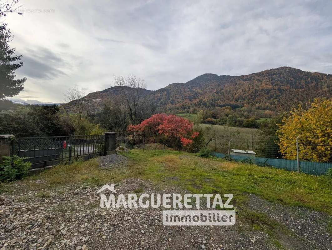 Maison à SAINT-JEOIRE