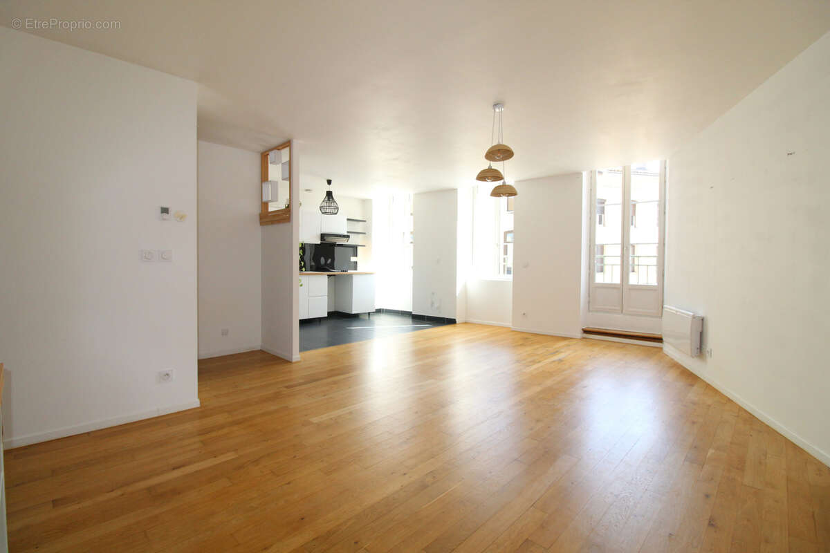 Appartement à SAINT-AFFRIQUE