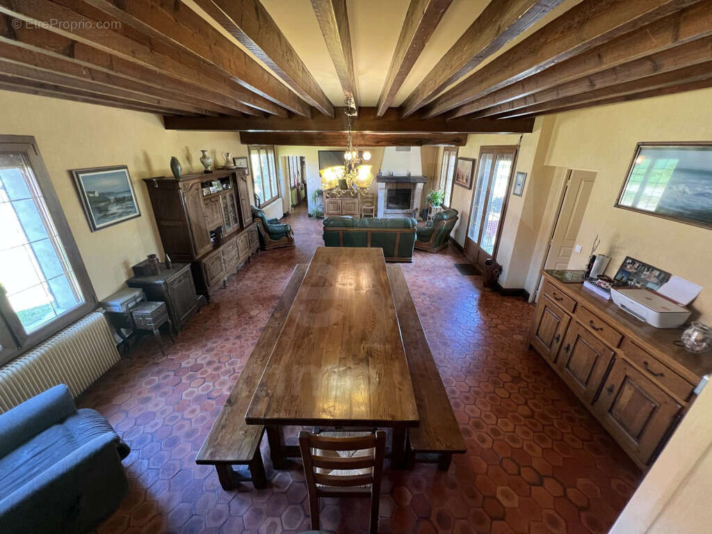 Maison à LAVAU