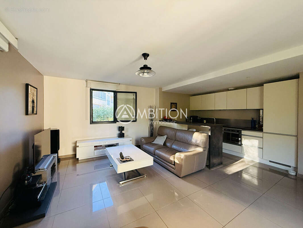 Appartement 3 pièces avec garage, place de parking et terrasse au pied des plages. - photo 10