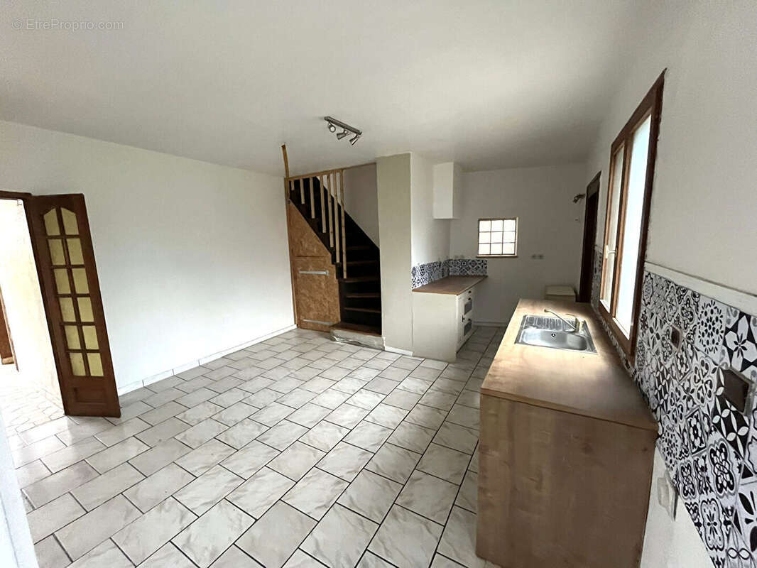 Maison à ANGUILCOURT-LE-SART