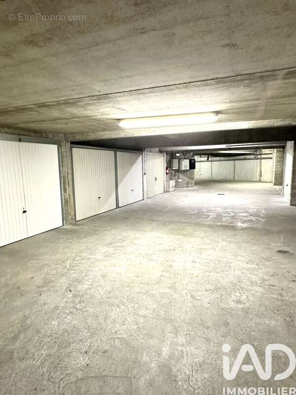 Photo 3 - Parking à EPINAY-SUR-ORGE