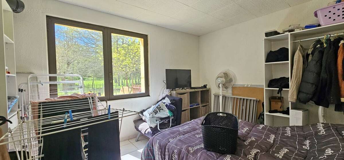 Maison à SAINT-CIRQ-MADELON