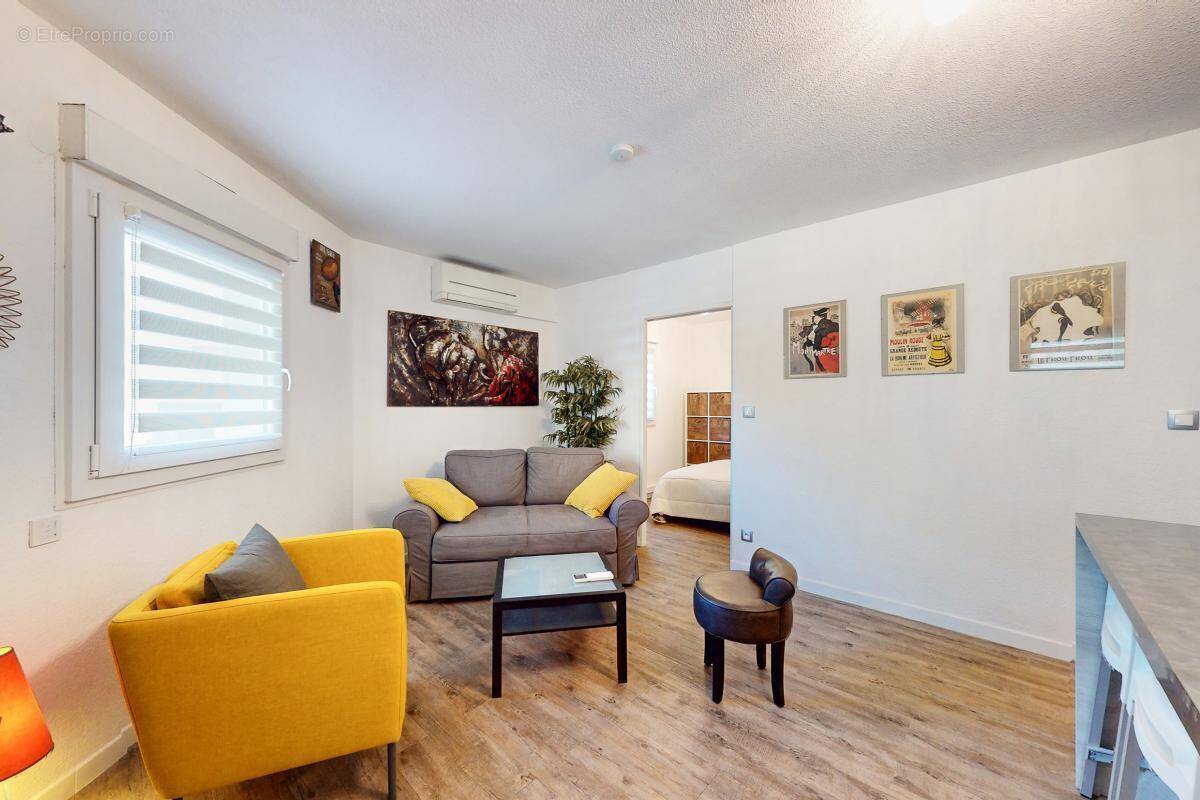 Appartement à NIMES