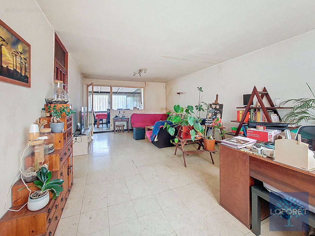 Maison à LA SENTINELLE