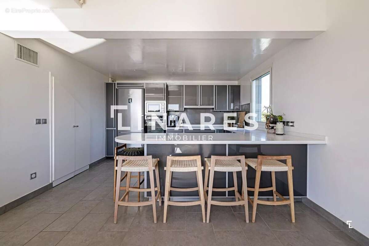 Appartement à MARSEILLE-12E