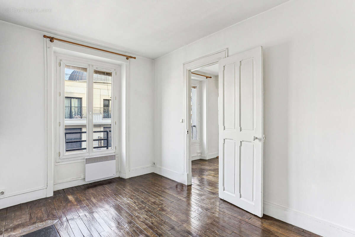Appartement à LEVALLOIS-PERRET