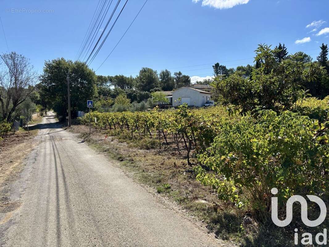 Photo 2 - Terrain à LORGUES