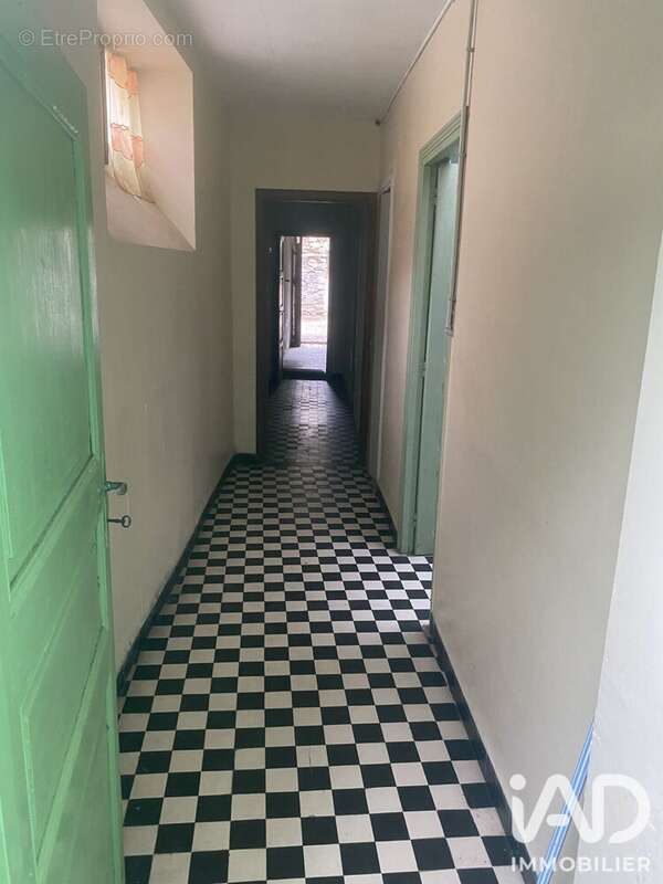 Maison 110 m² à Moulin-Mage  - photo 6
