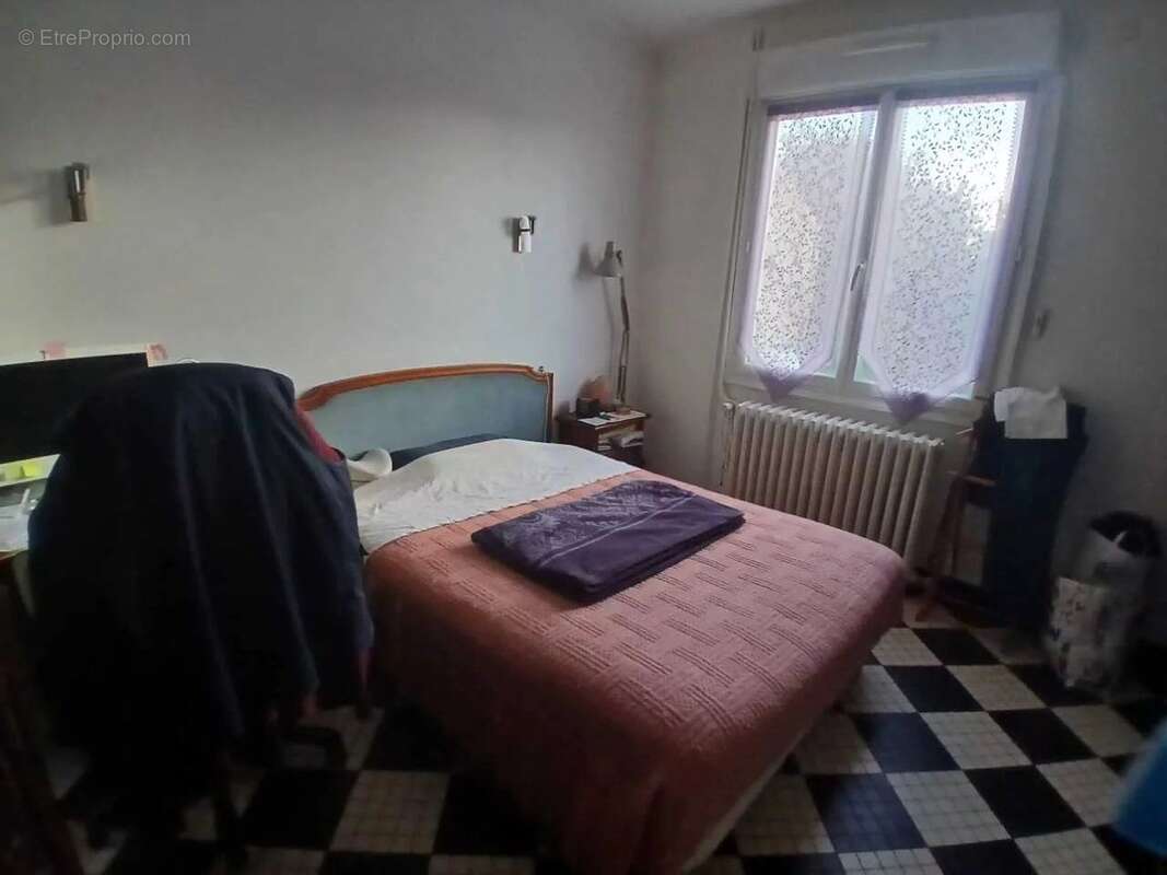 Maison à SAINT-SEBASTIEN-SUR-LOIRE