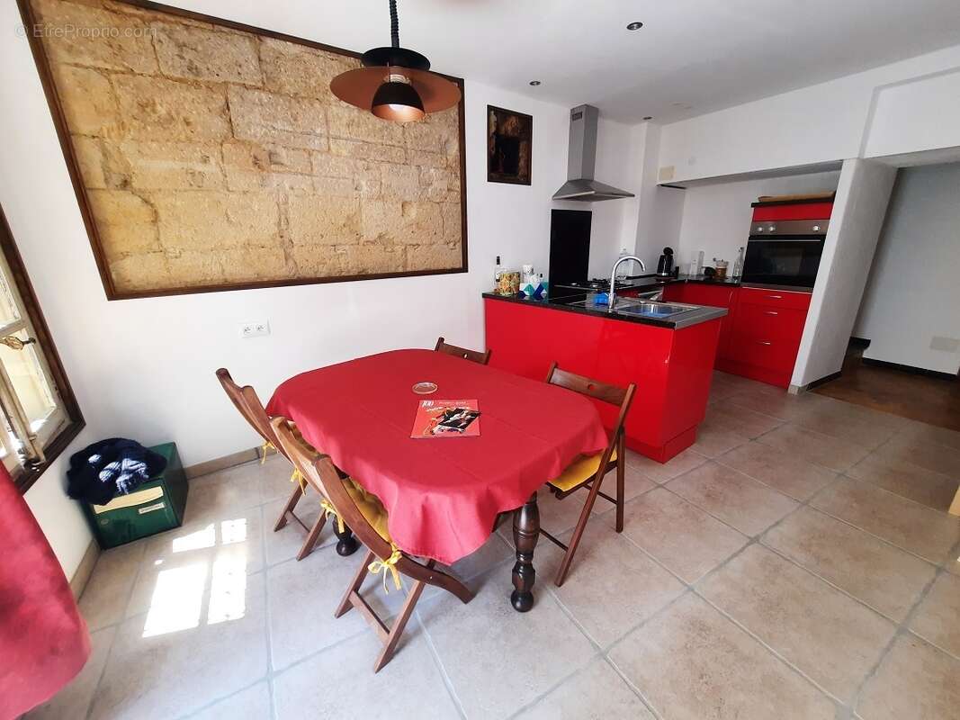 Maison à THEZAN-LES-BEZIERS