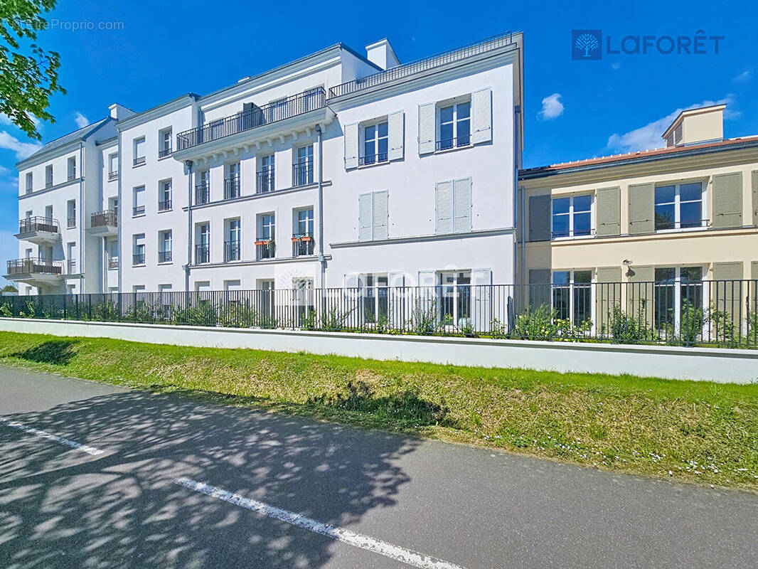 Appartement à SERRIS