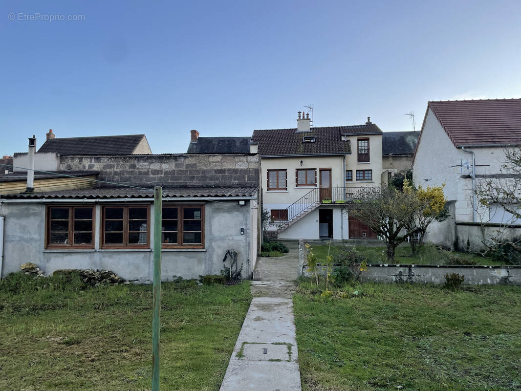 Maison à CHATELLERAULT