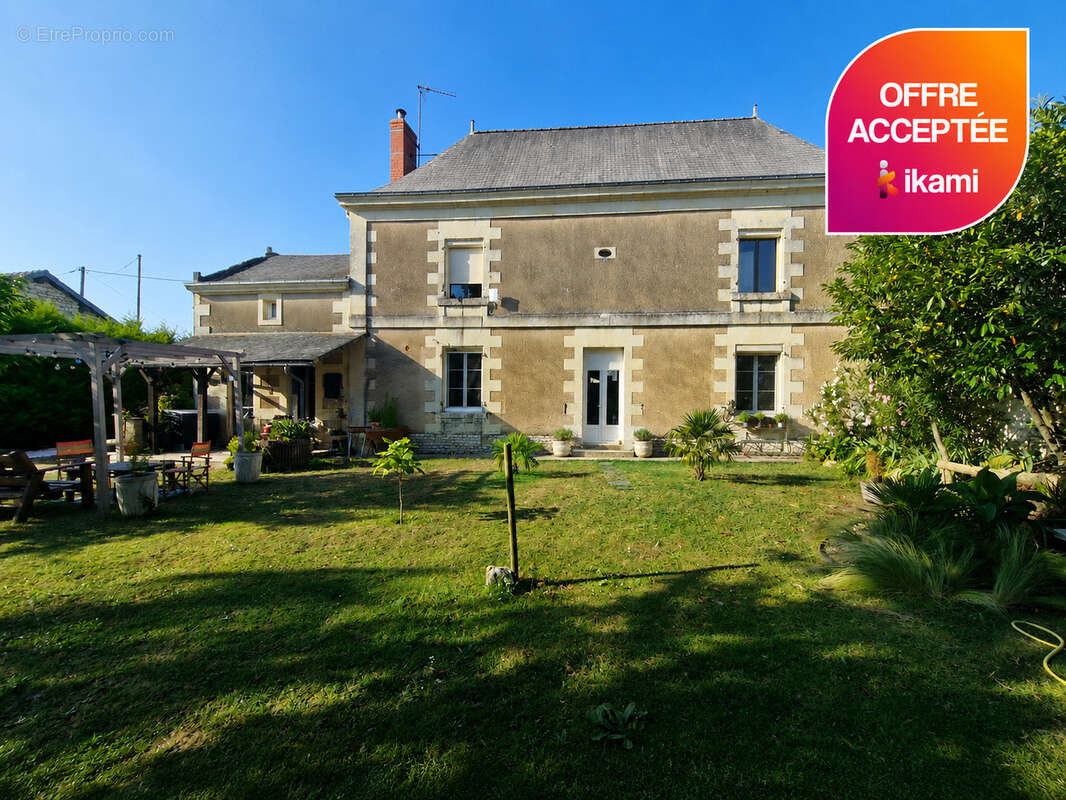 Maison à CHINON
