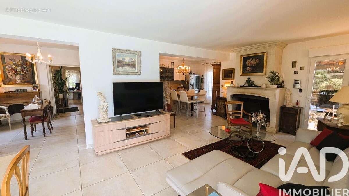 Photo 7 - Maison à MONTENDRE