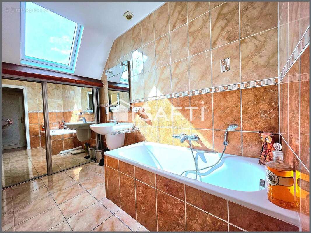 Photo 8 - Maison à COULOMMIERS