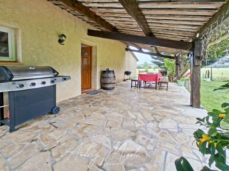 Maison à MONCLAR
