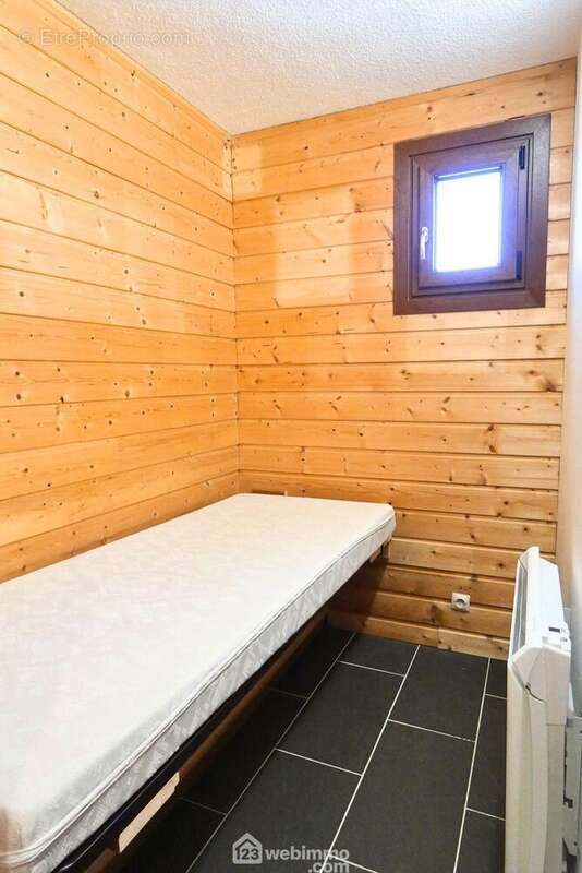 Ainsi qu'une chambre cabine, idéale pour accueillir famille et amis. - Appartement à CREST-VOLAND