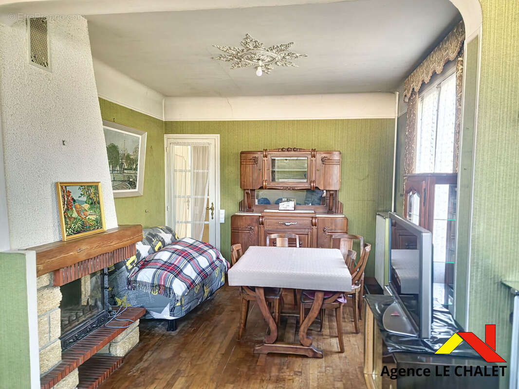 Maison à VILLENEUVE-LE-ROI