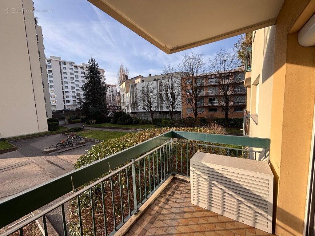 Appartement à VILLEURBANNE