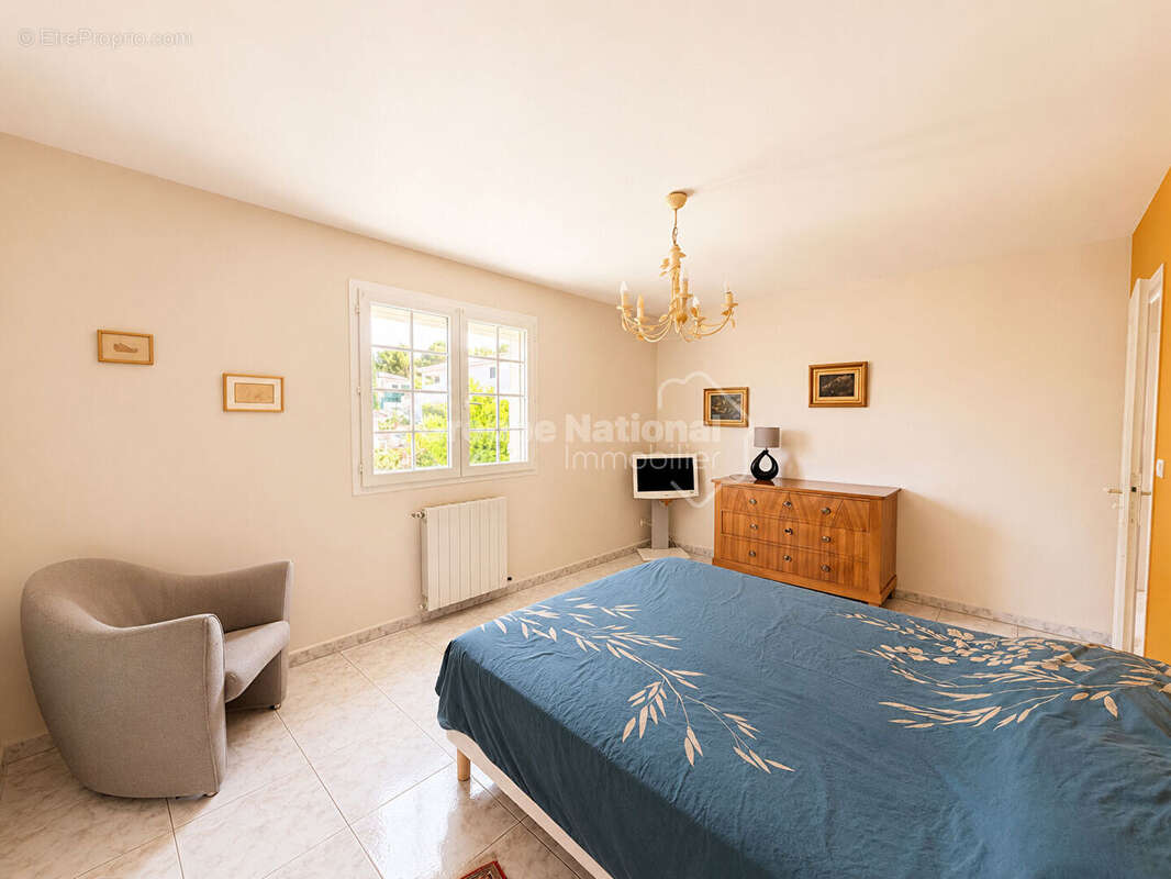 Exclusivité à Ensuès-la-Redonne : Une maison où l'on vit en vacances toute l'année - photo 10