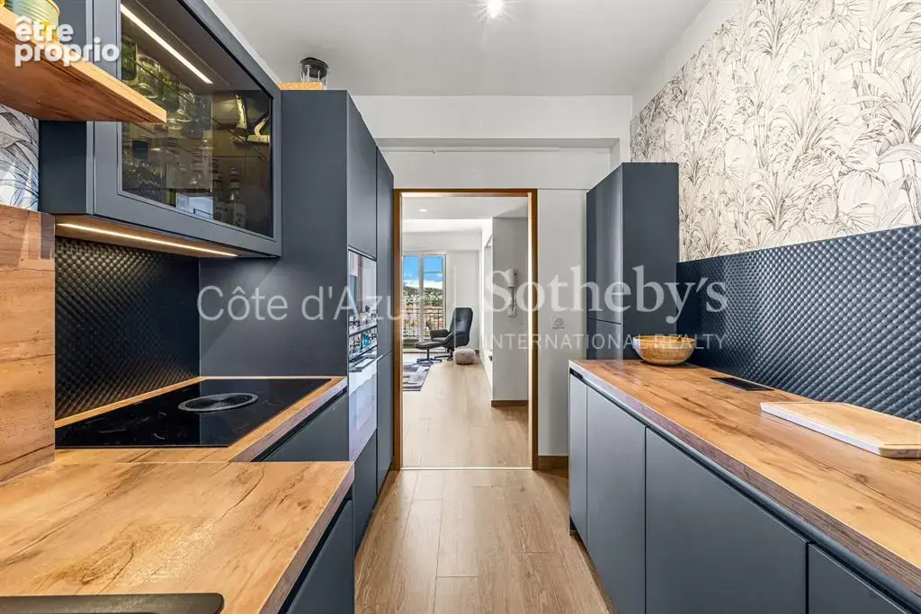 Nice, appartement rénové avec deux terrasses et panorama sur la Méditerranée - photo 14
