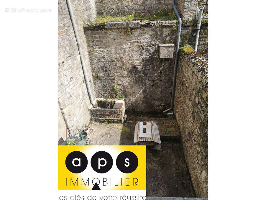 Maison à SALINS-LES-BAINS