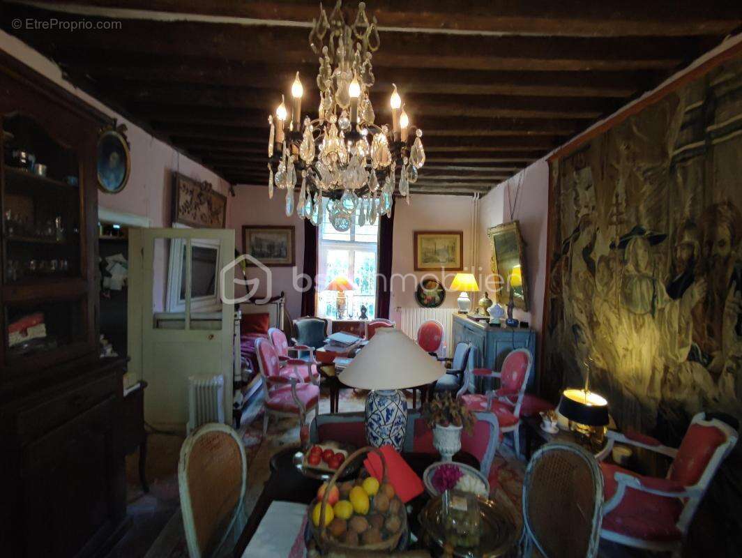 Maison à SAINT-MAURICE-AUX-RICHES-HOMMES