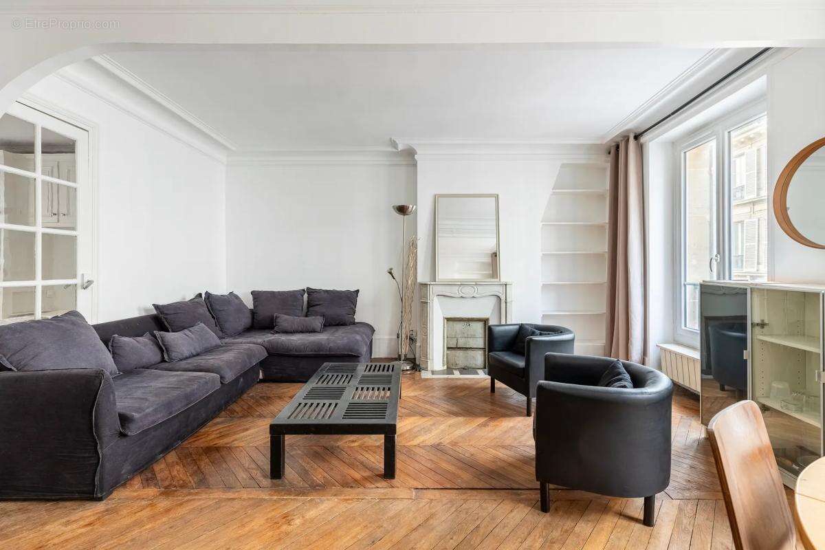 Appartement à PARIS-4E