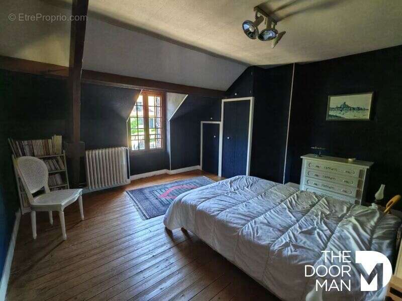 Maison à EPERNON
