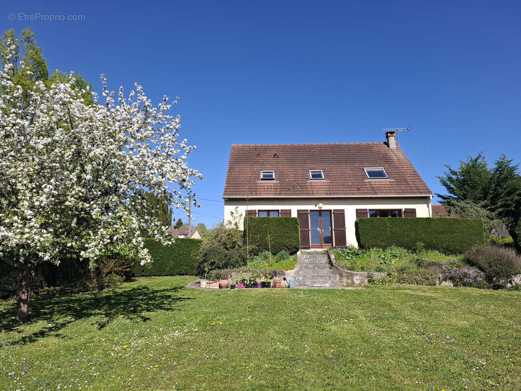 Maison à COULOMMIERS