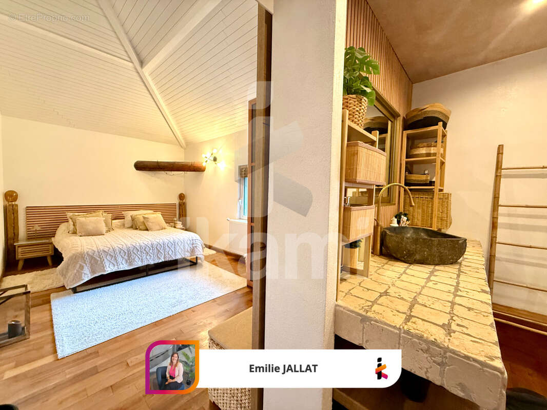 Appartement à SASSENAGE