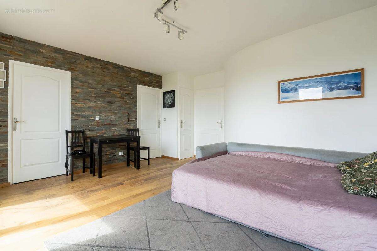 Appartement à ROSNY-SOUS-BOIS