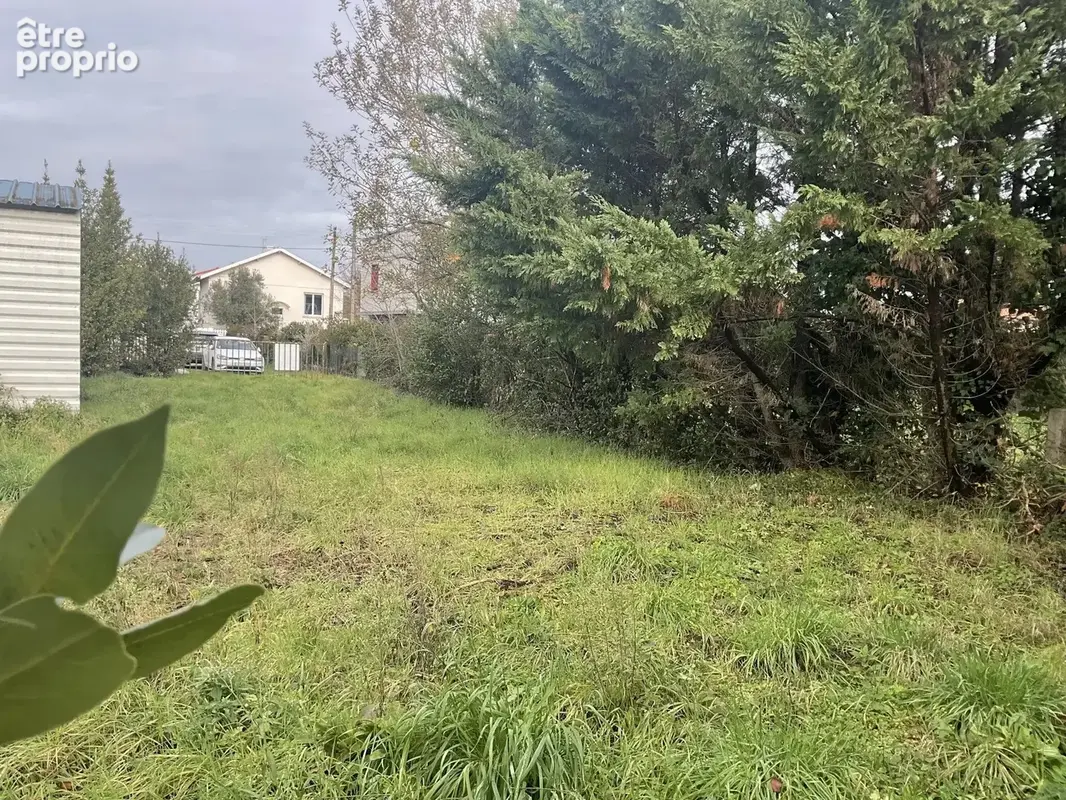 Terrain 580 m² à Merignac  - photo 2