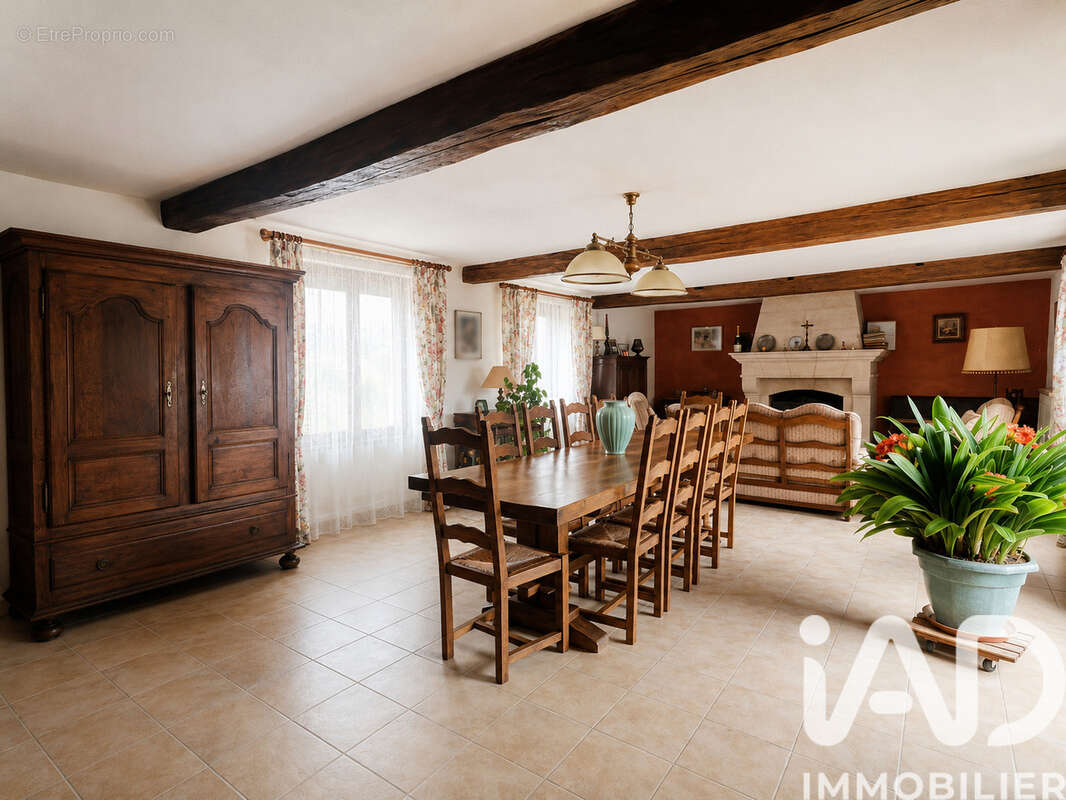 Photo 2 - Maison à COURTISOLS