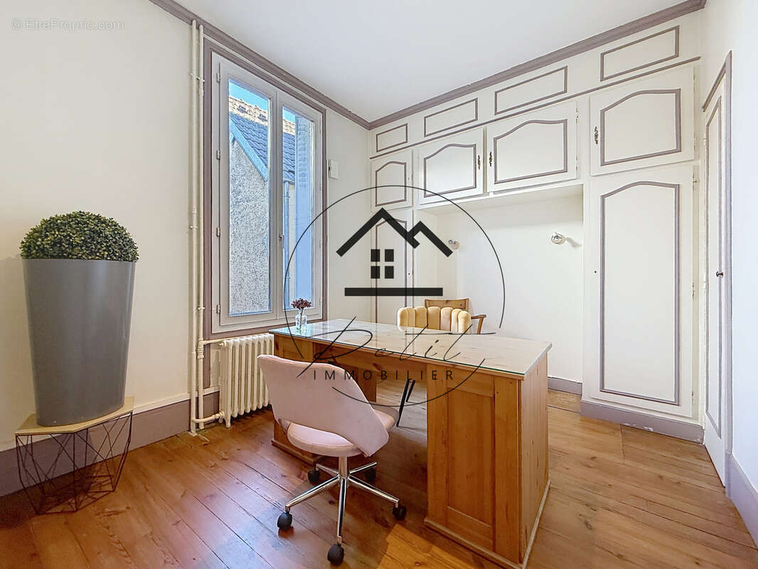 Commerce à CLERMONT