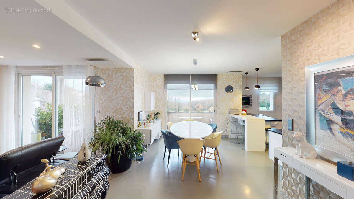 Appartement à BARAQUEVILLE