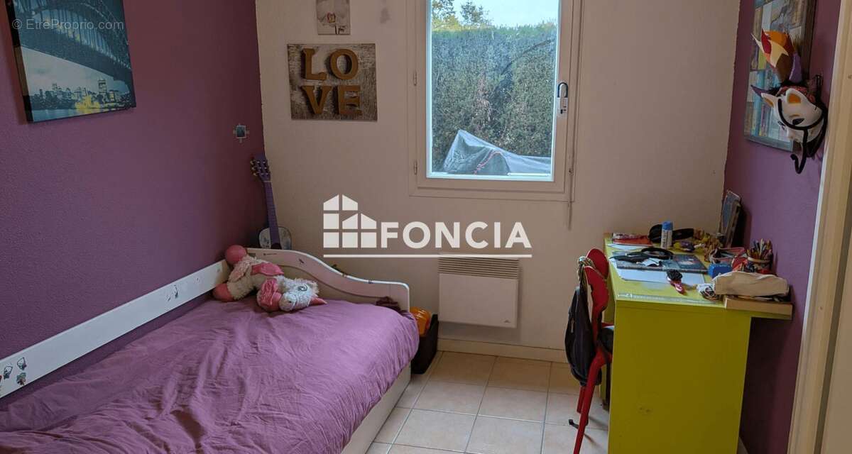 Appartement à SAINT-ASTIER