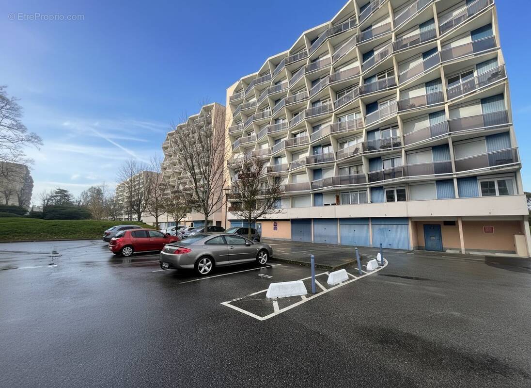 Appartement à PLAISIR