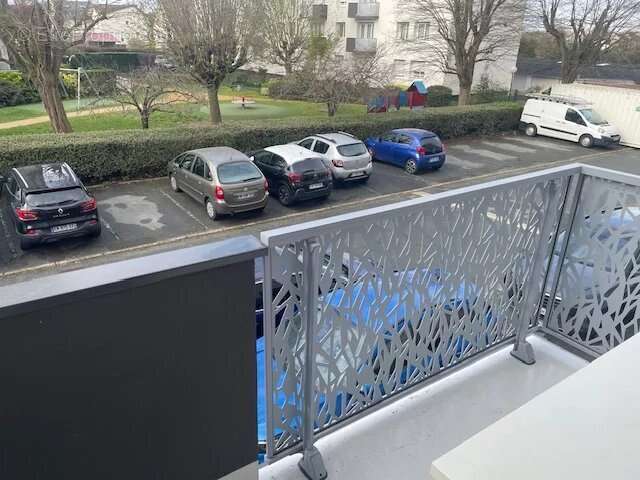 Appartement à SARTROUVILLE