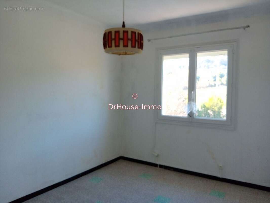 Maison à SAINT-PRIVAT-DES-VIEUX