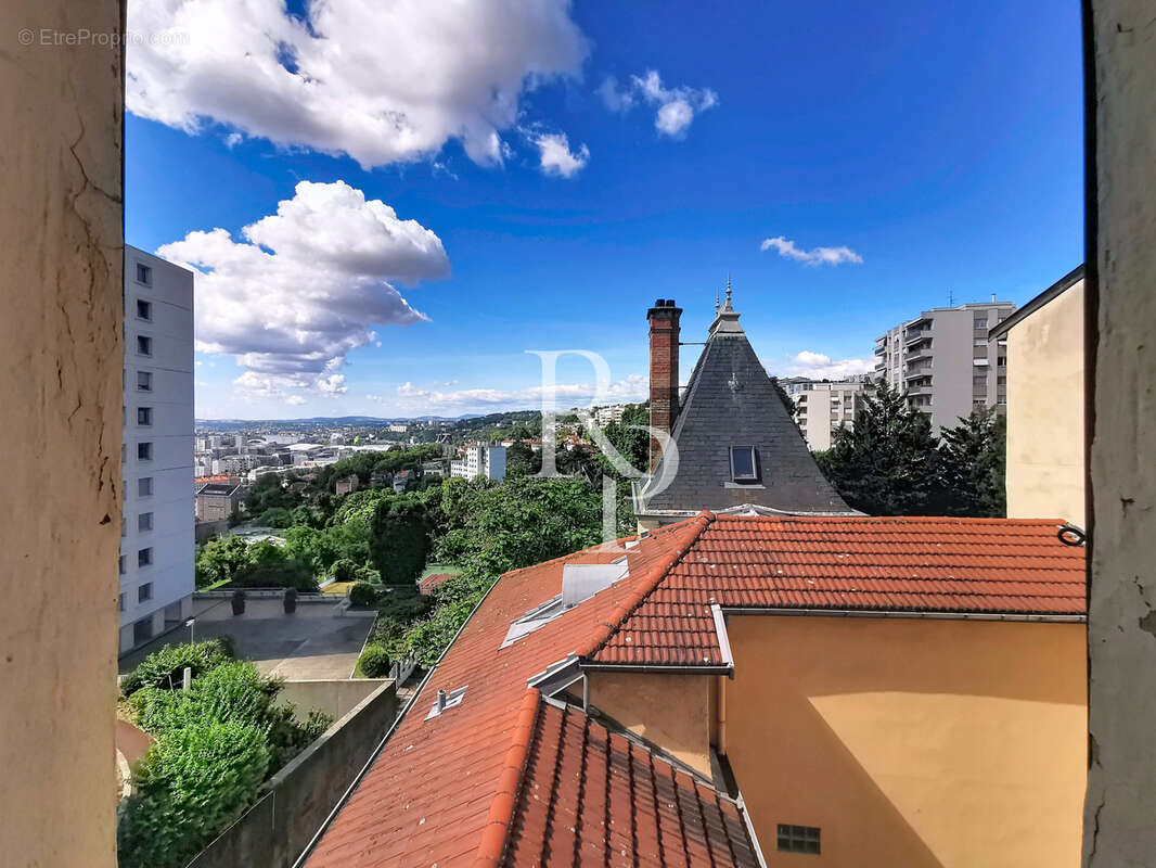 Appartement à LYON-5E