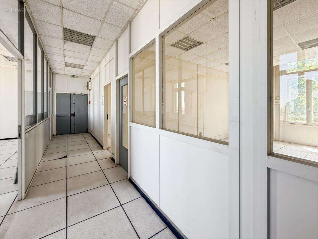 Immeuble de caractère à fort potentiel – Centre-ville de Laon - photo 12