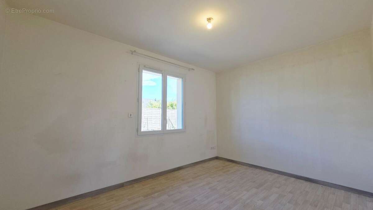 Maison à LE SUBDRAY