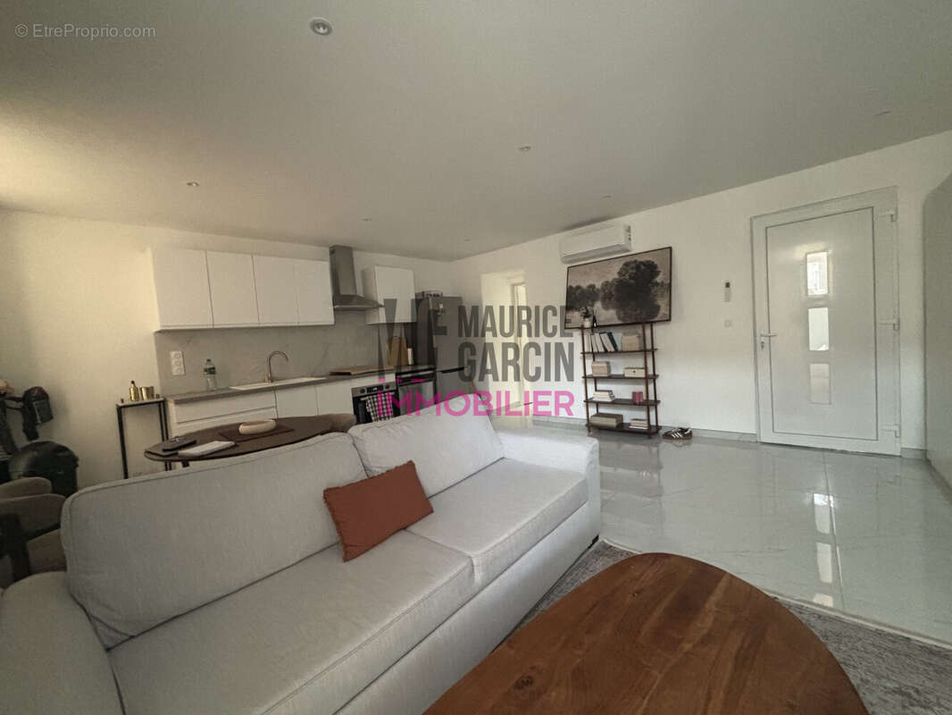 Appartement à BOLLENE