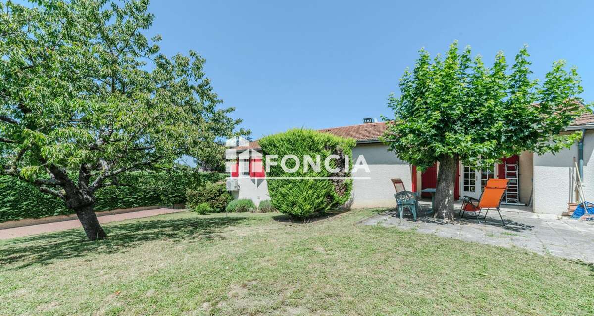 Maison à OUCHES