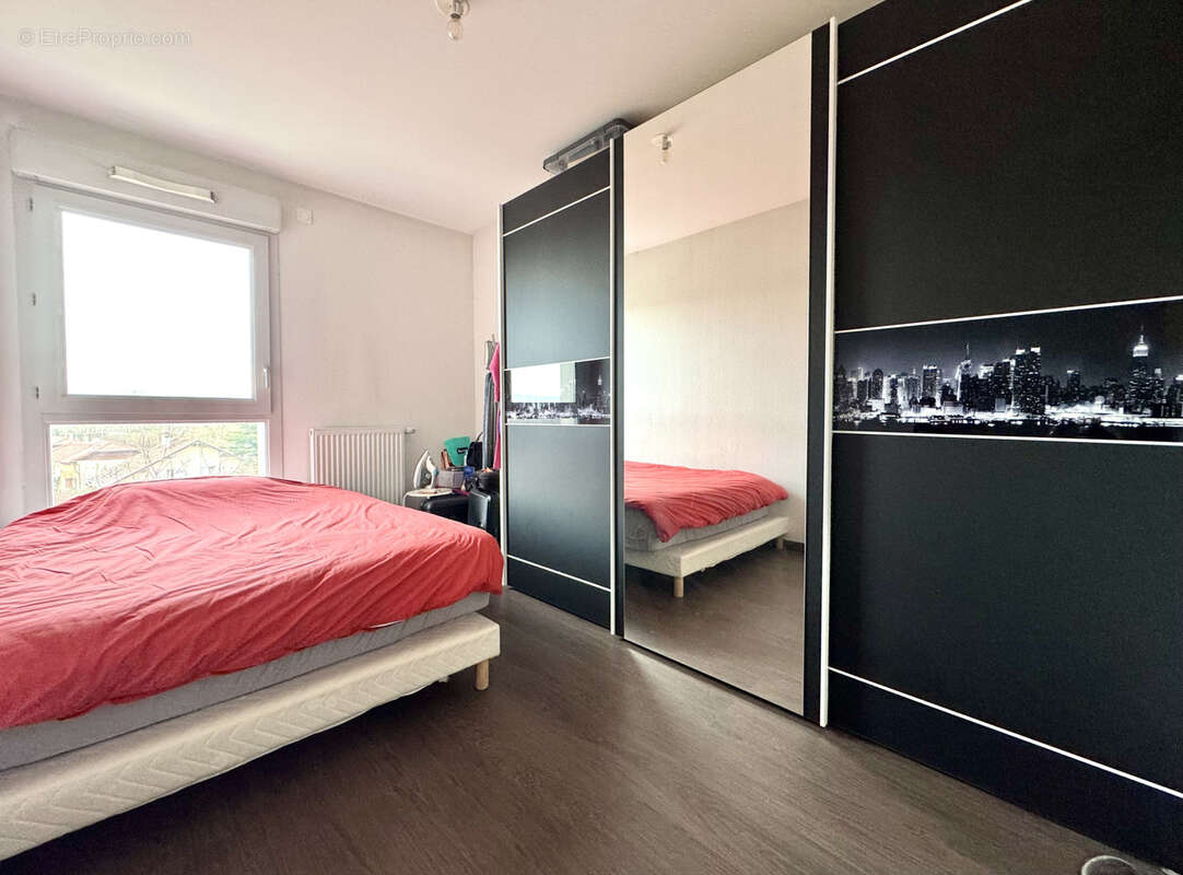 Appartement à ETREMBIERES